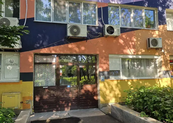 Turquoise 布加勒斯特